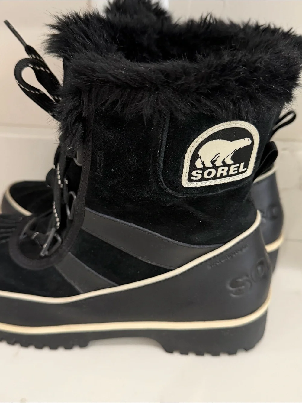 Sorel Tivoli IV Boots Women's 9 Black Suede Fleece Lined Waterproof Winter Warm